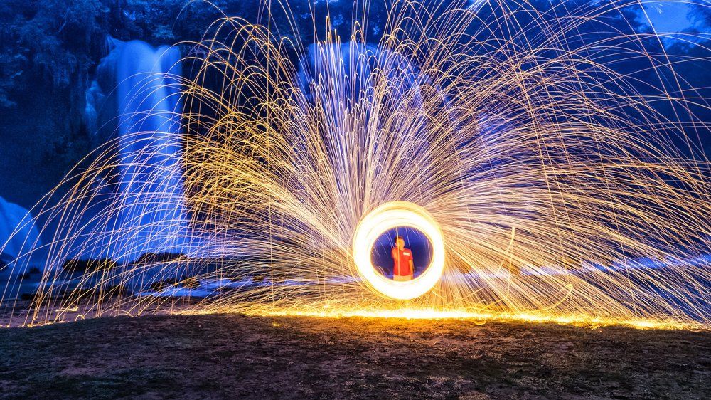 Steel wool in Waterfall Ban Gioc, Viet Nam