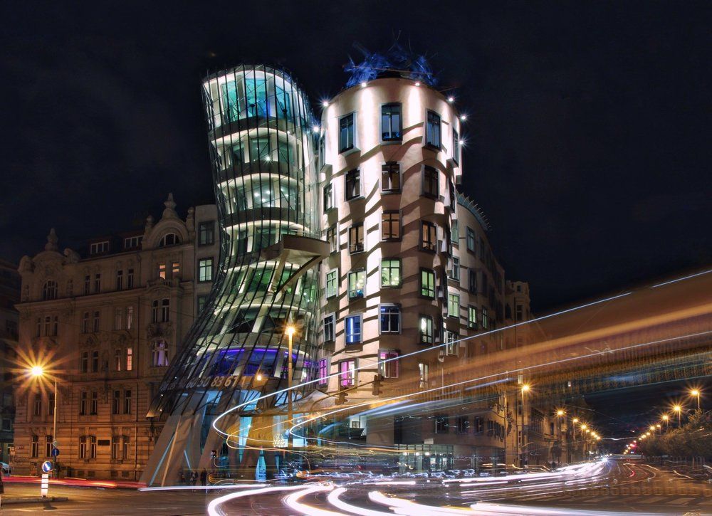 Танцующий дом