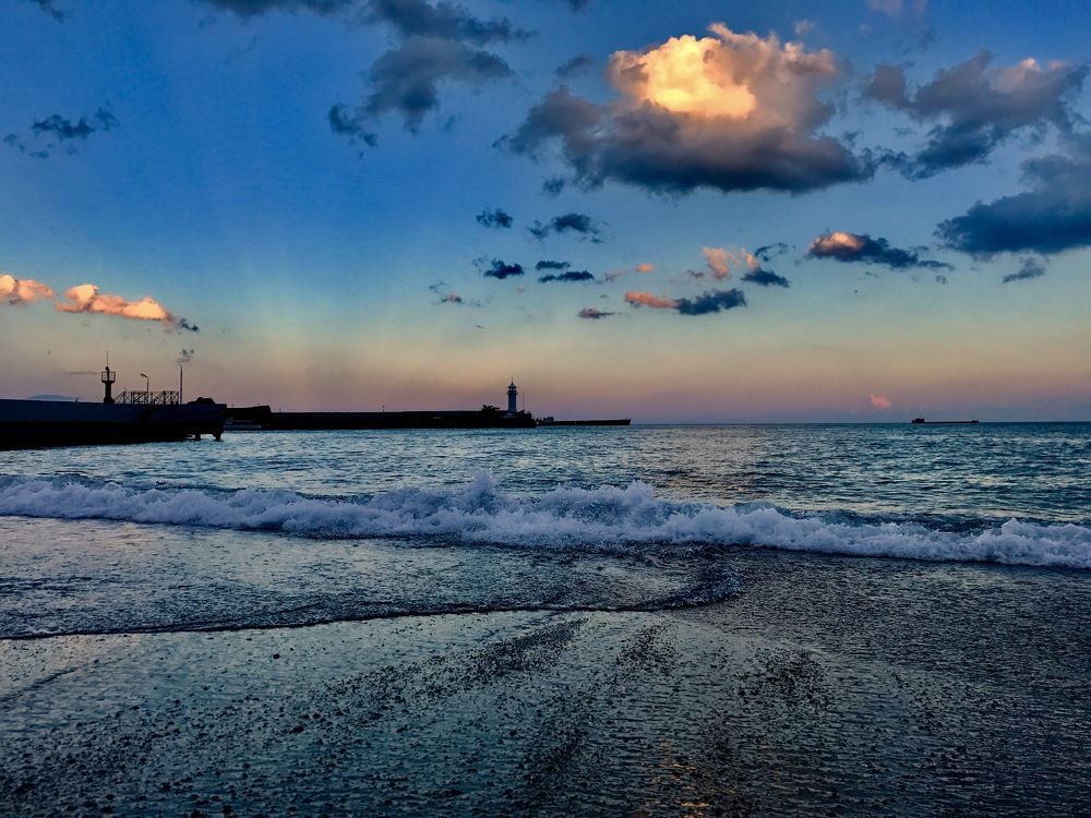 Закат в Ялте