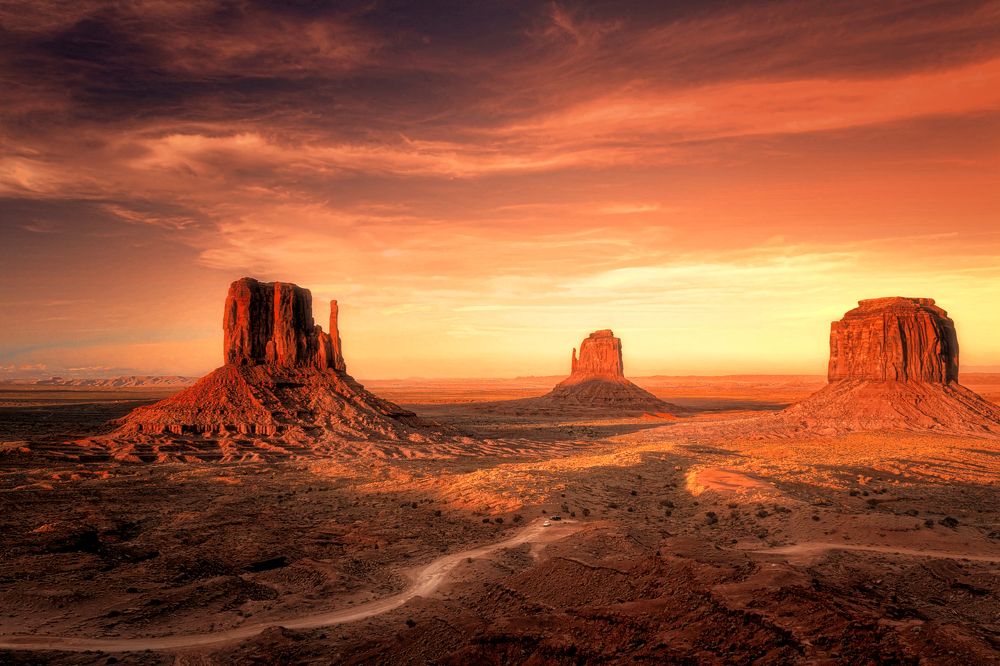 Monument Valley Sunset