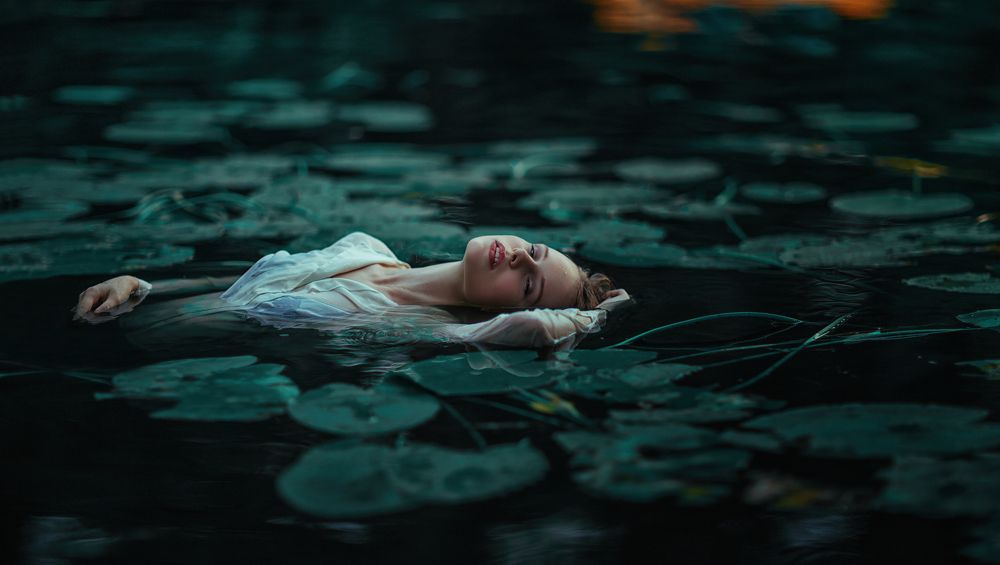 Between Heaven and Water