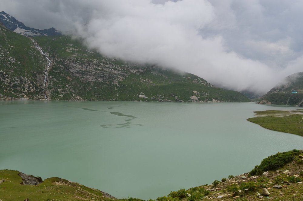 sheshnag lake