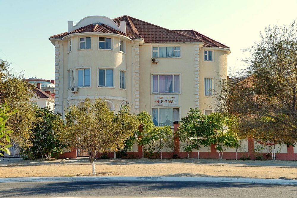 Домик у дороги