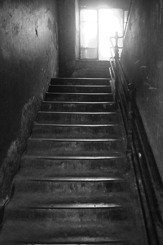 Чугунная лестница