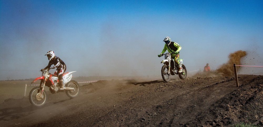 Пыль столбом