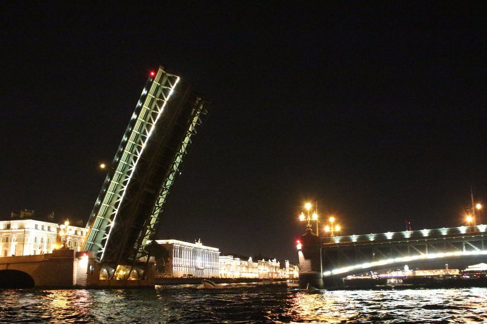 развод мостов