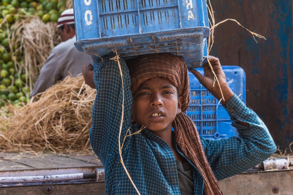 Носильщик фруктов