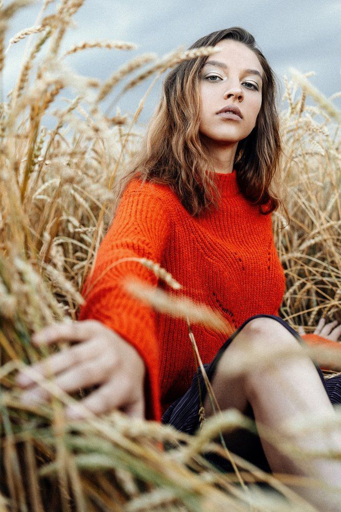 В поле пшеницы..