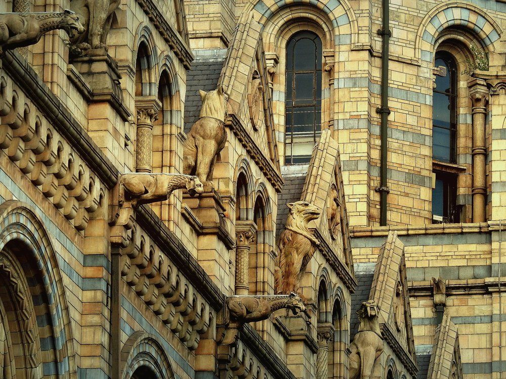 История в камне...