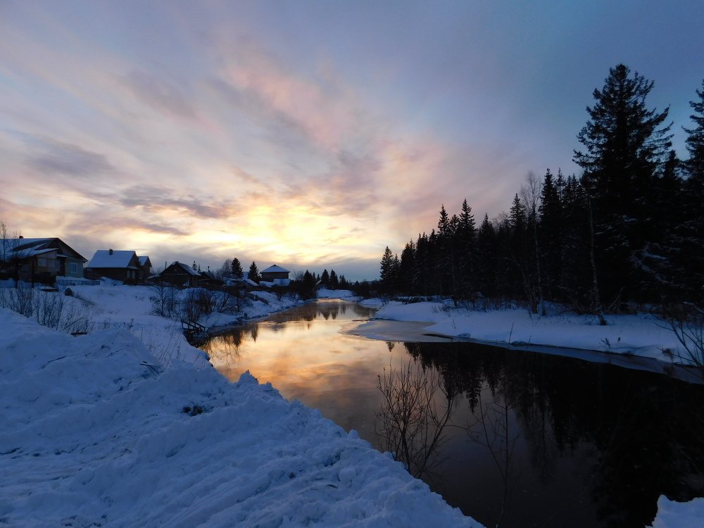 Закат на реке