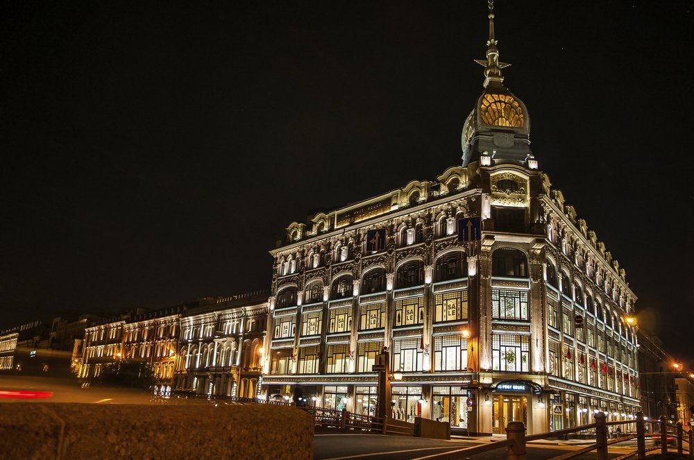 Shop at the Red Bridge