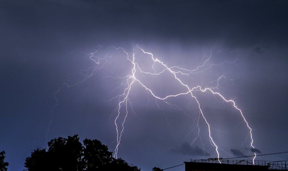 Осень. Гроза. Адлер