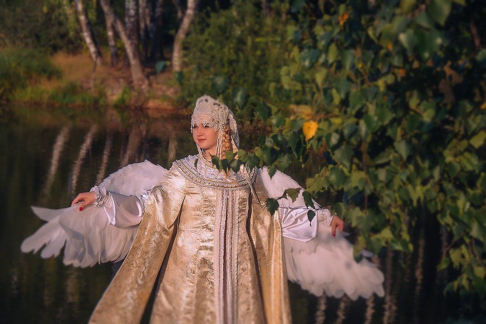 Царевна лебедь