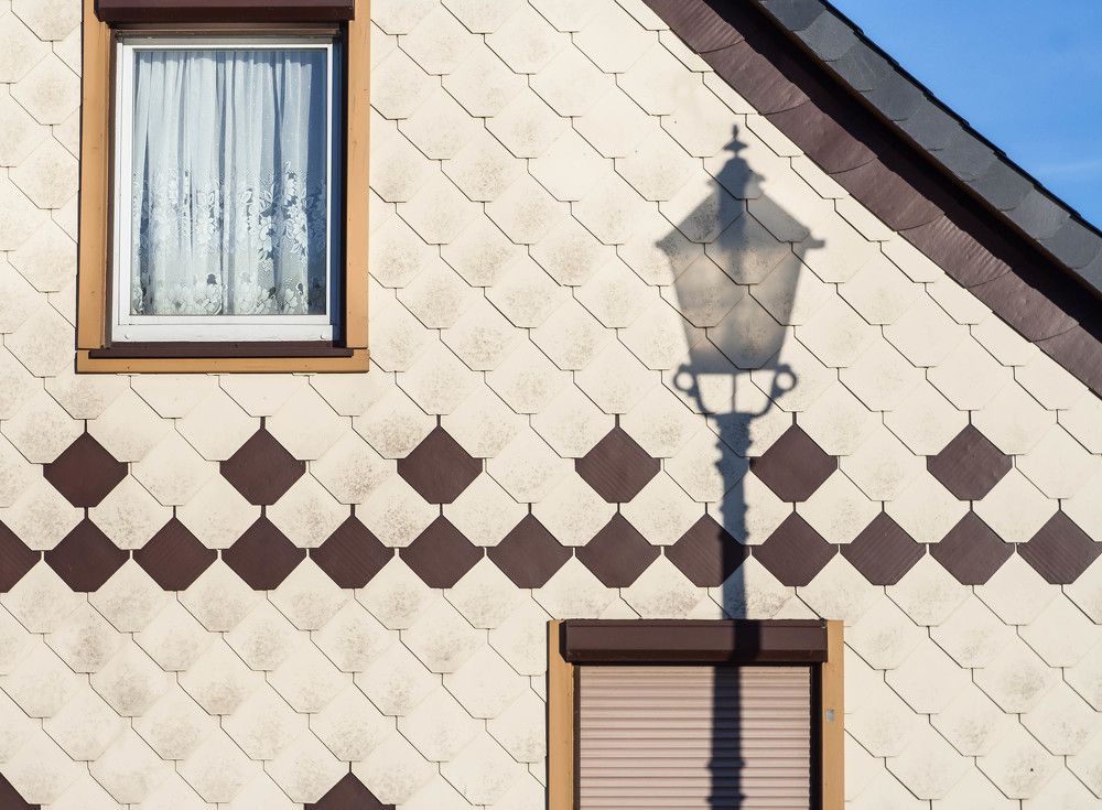 The window and the shadow