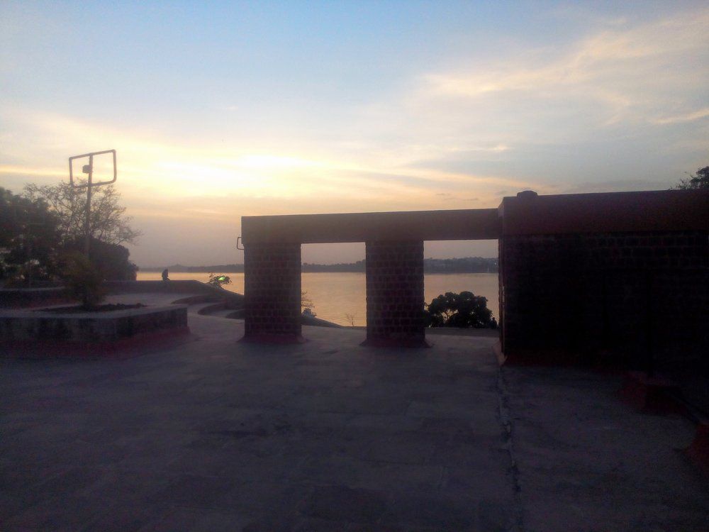 Open wall