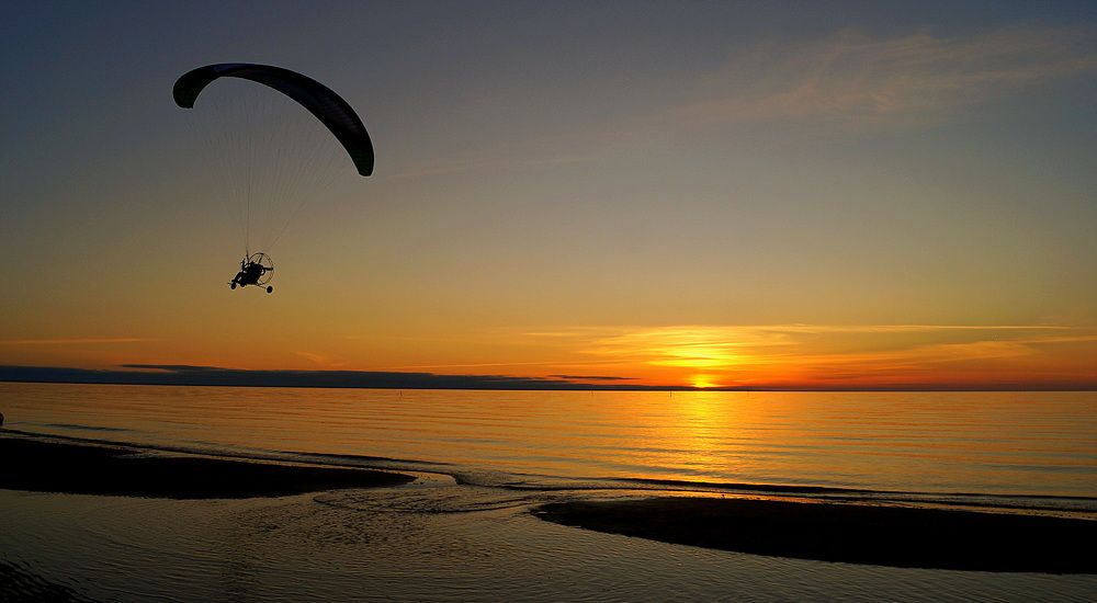 Полёты на закате