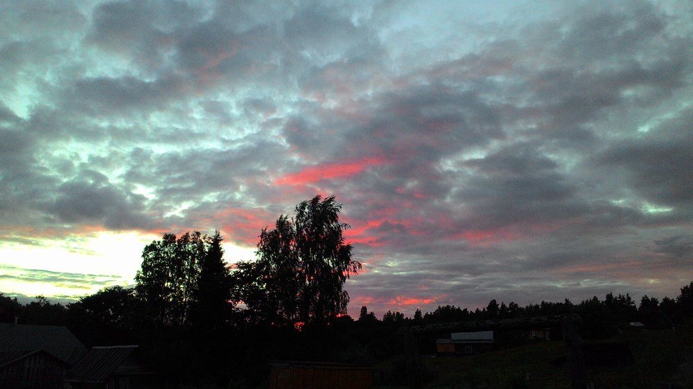 Деревенский вечер. Псковские дали.