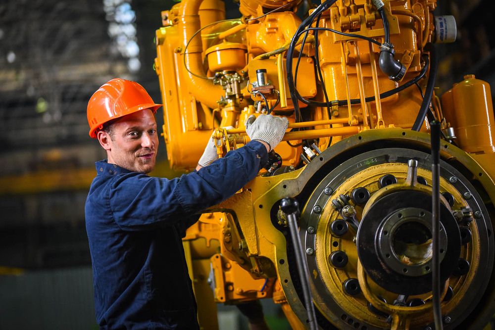 Хоккеист команды "Трактор" Пол Щехура как рабочий ЧТЗ