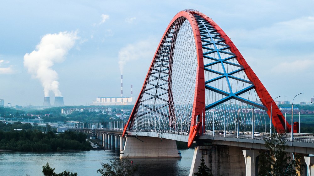 Мост через реку Обь