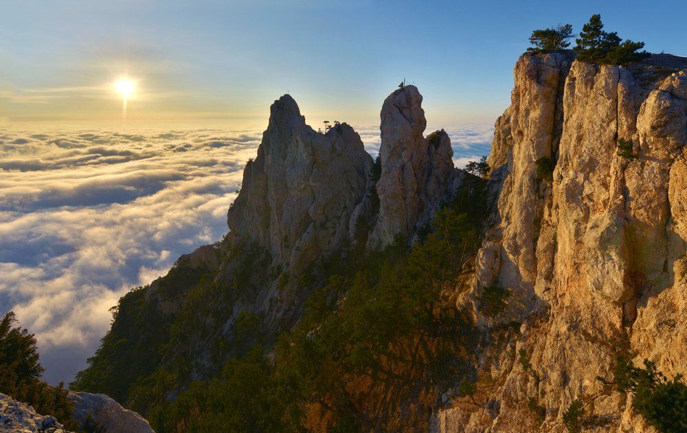 Зубцы и облака