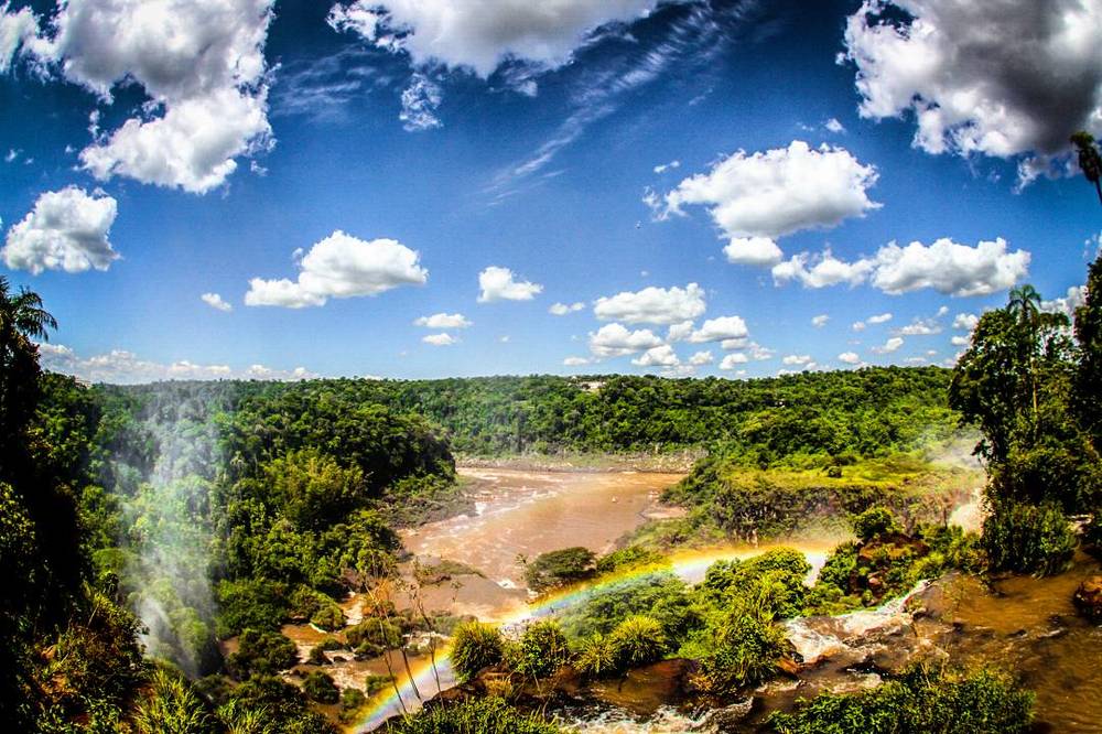 Iguazú Falls or the land of the exception