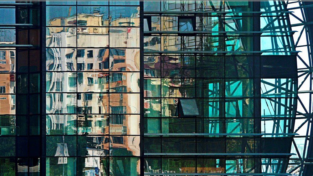 Отражение старой архитектуры в новой