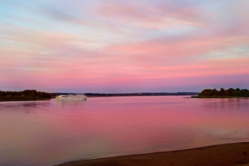 Вечер на Каме