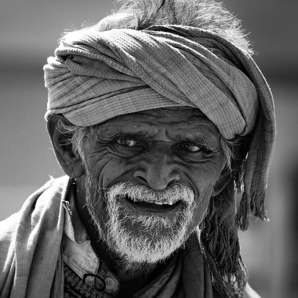 French cut beard has old men !