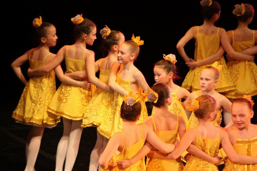 Танец. Волшебство.