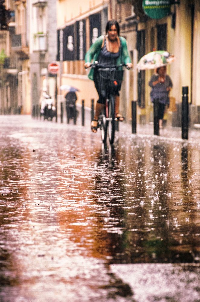 Дождь в Барселоне