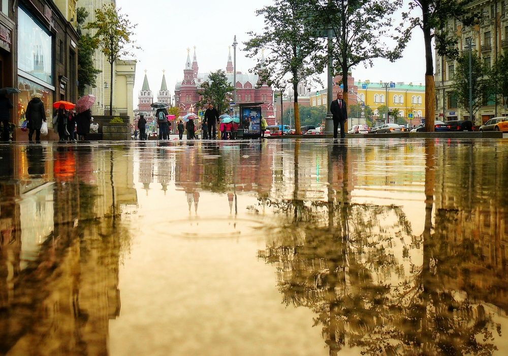 Золотая мостовая Тверской...
