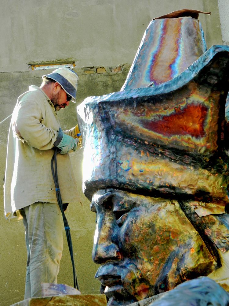 Рождение монумента