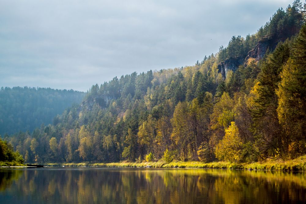 Осеннее утро на реке Ай