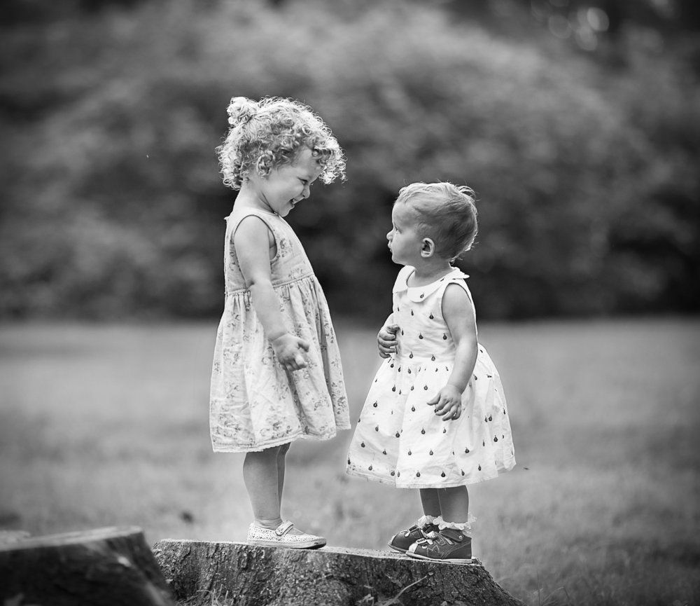 очень большая и чуть-чуть большая