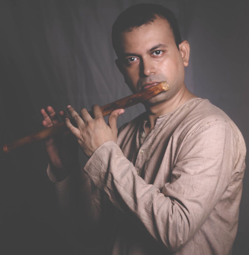 Traditional Indian classical flute artiste.