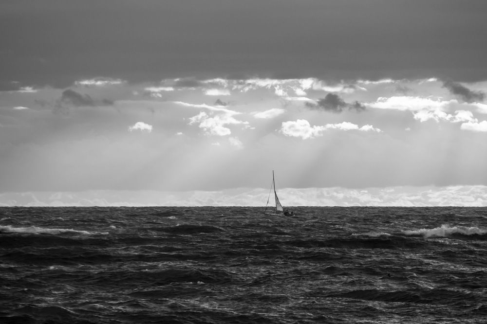 Парус одинокий.