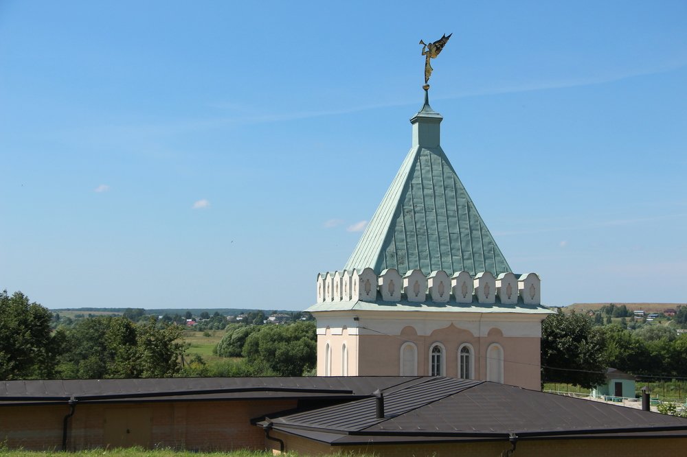 Первый ангел вострубил.