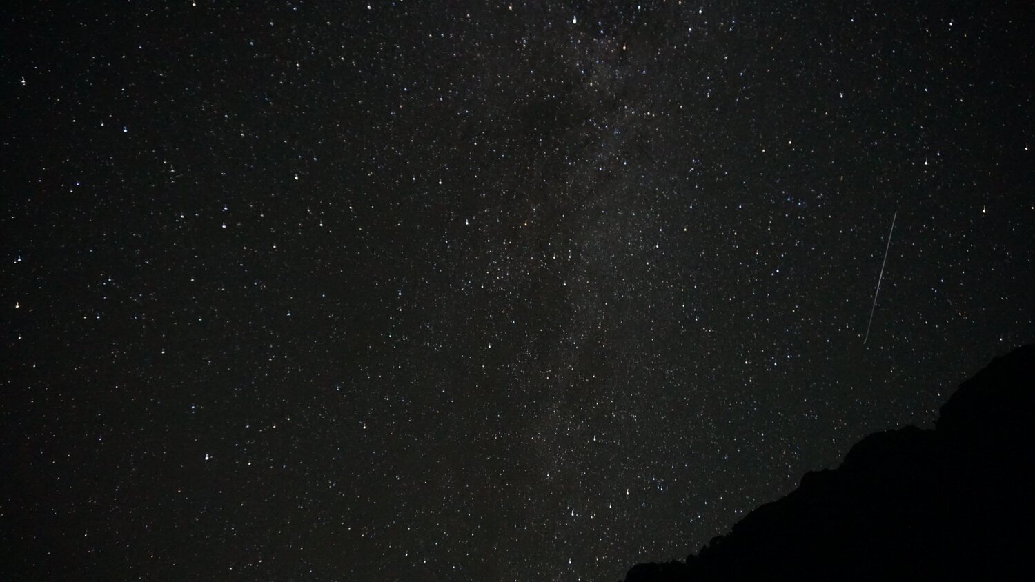 A mesmerising view of the galaxy and stars. A mesmerising view of the galaxy and stars.