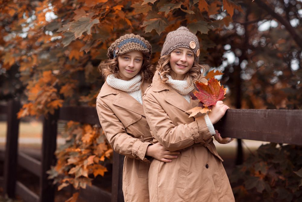 А вы умеете различать близняшек?))