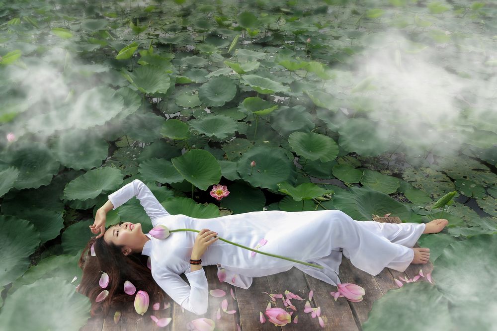 traditional clothes VietNam