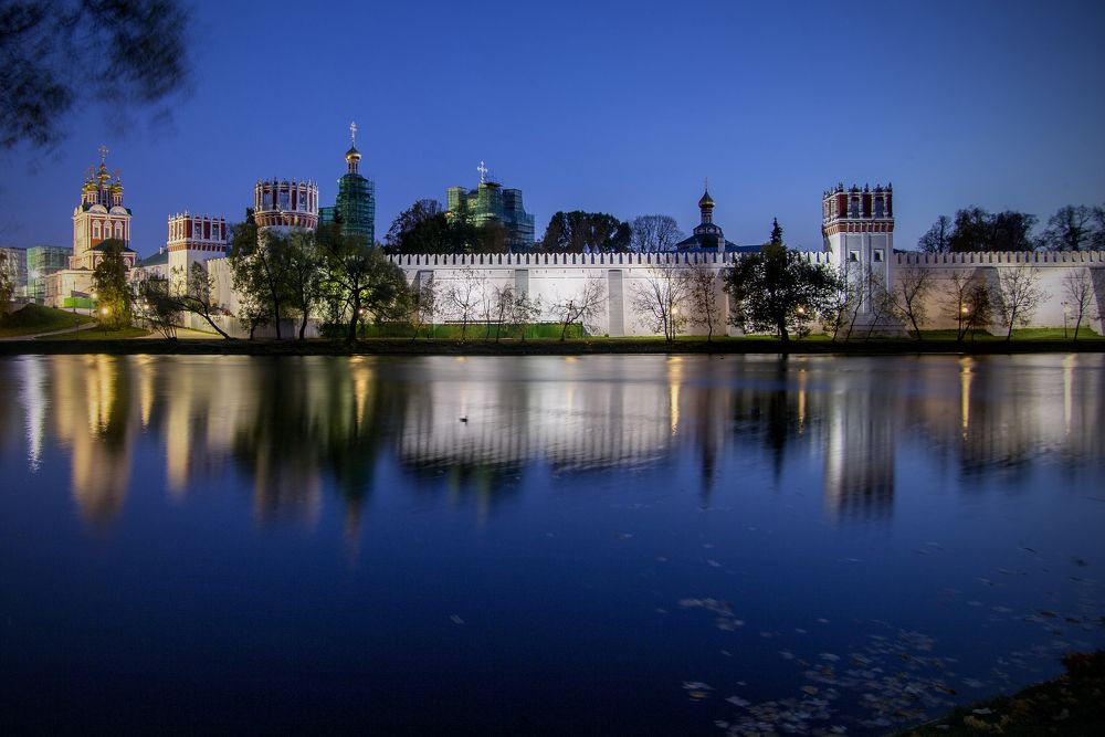 Новодевичий. Осень.