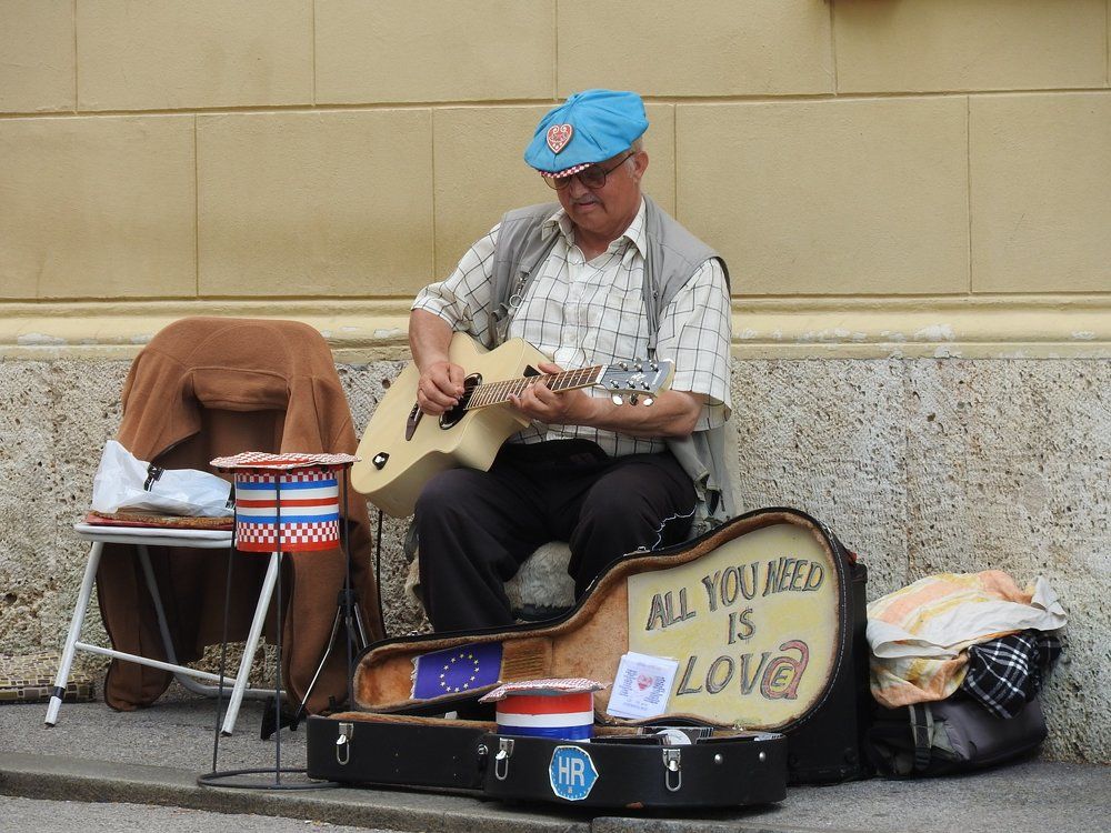 Street player