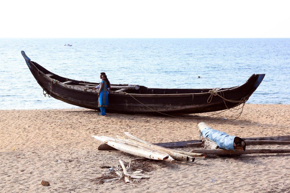 На берегу океана