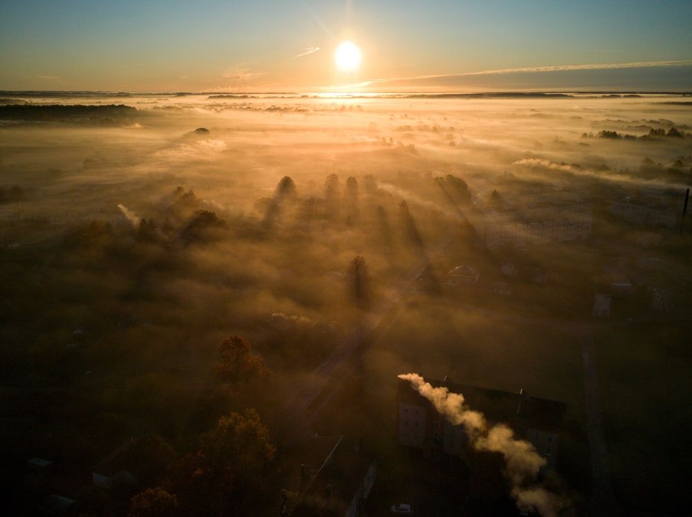 Дымящееся утро