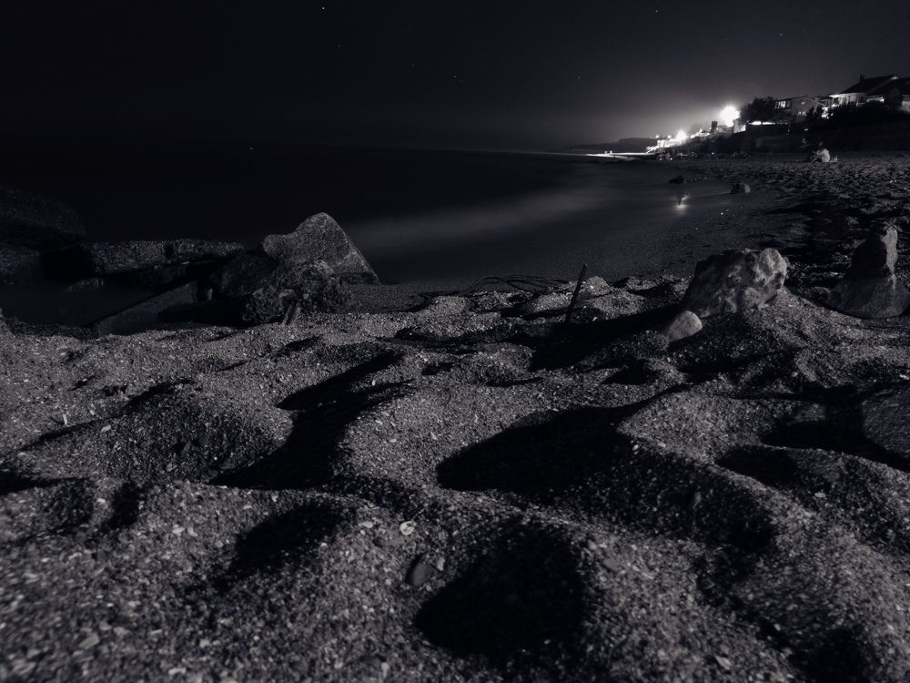 Темной ночью роковой... (Dark night of the fatal...)