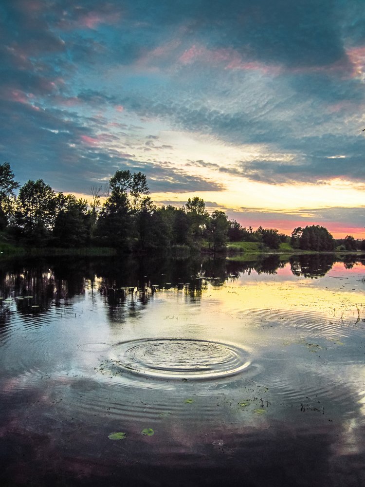 The evening at the lake