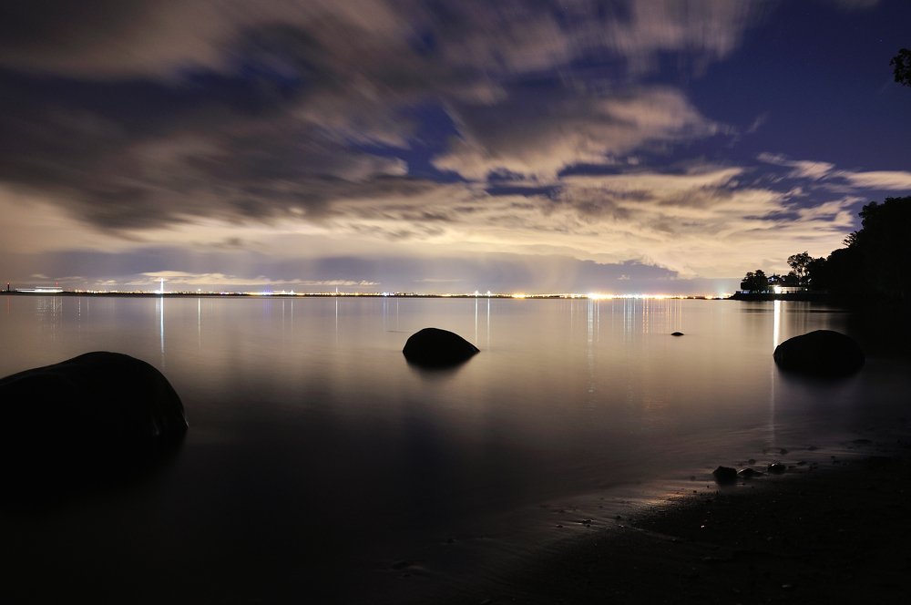 Вид на Санкт-Петербург через Финский залив