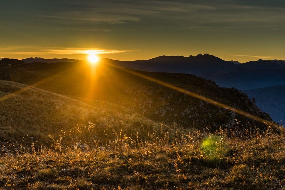просыпается солнце