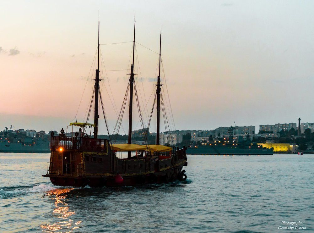 Ночная прогулка.