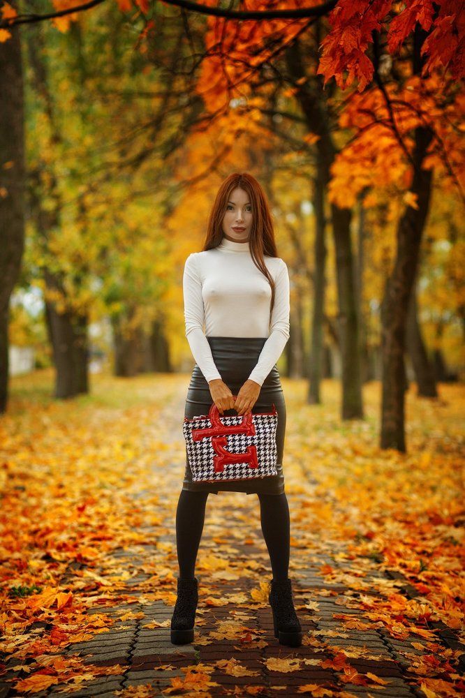 Прогулка сексуальной красотки.